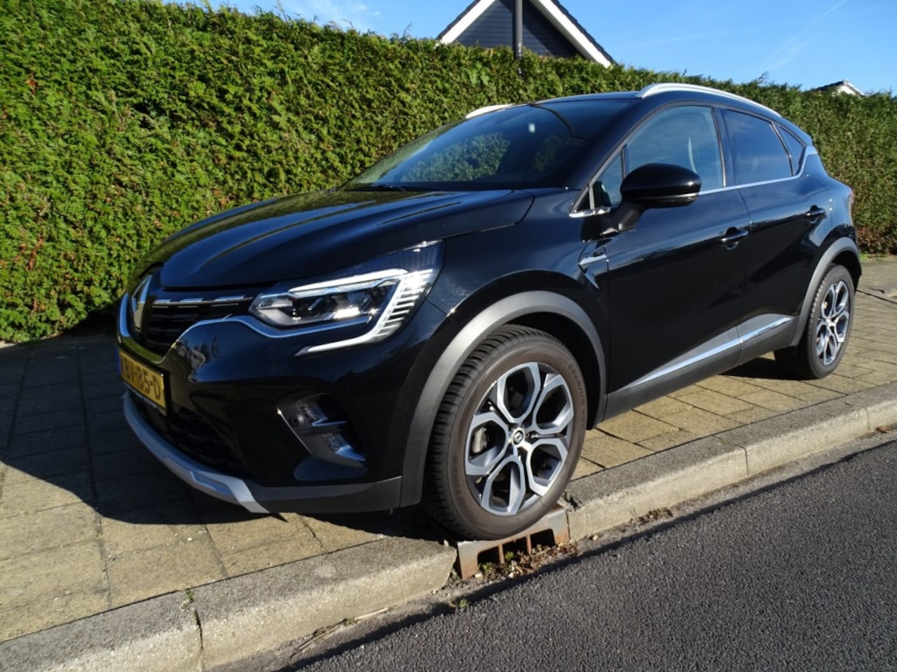 Renault Captur - 1.3 TCE INTENS 140 Pk-Automaat-Carplay-Blth-Came-Pdc-Lane ass - AutoWereld.nl