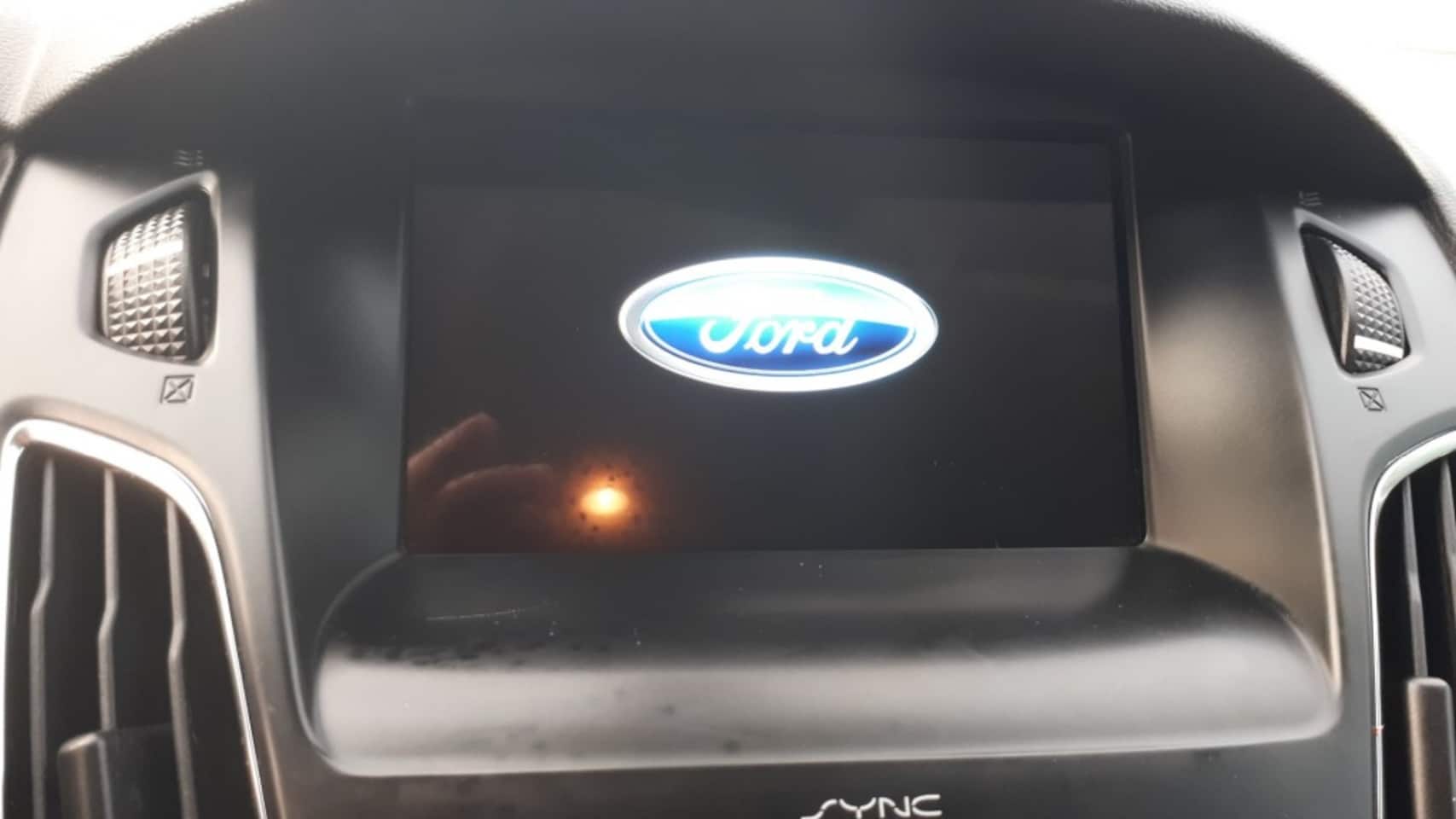 Ford Focus - 1.0 Lease Edition RADIO CD/CLIMATE/NAVI/CRUISE/CV