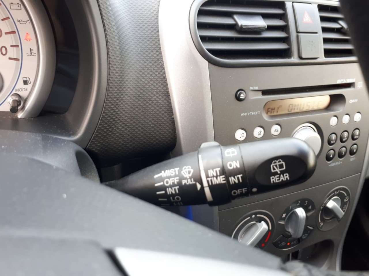 Suzuki Splash - 1.0 VVT Exclusive AIRCO/STOELVERW VOOR/PDC/LMV