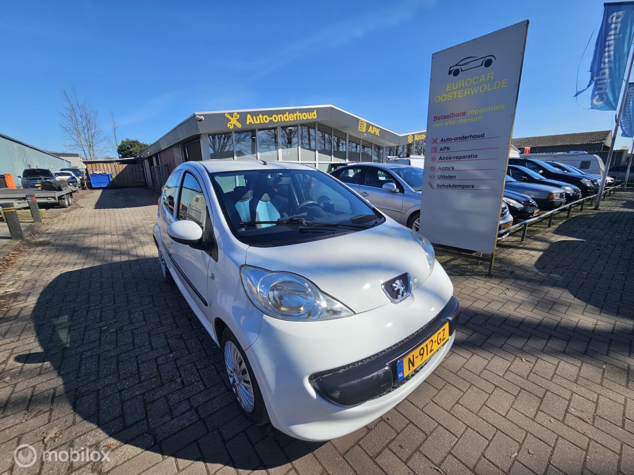 Peugeot 107 - 1.0-12V XR 5 DEURS//AIRCO - AutoWereld.nl