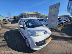 Peugeot 107 - 1.0-12V XR 5 DEURS//AIRCO