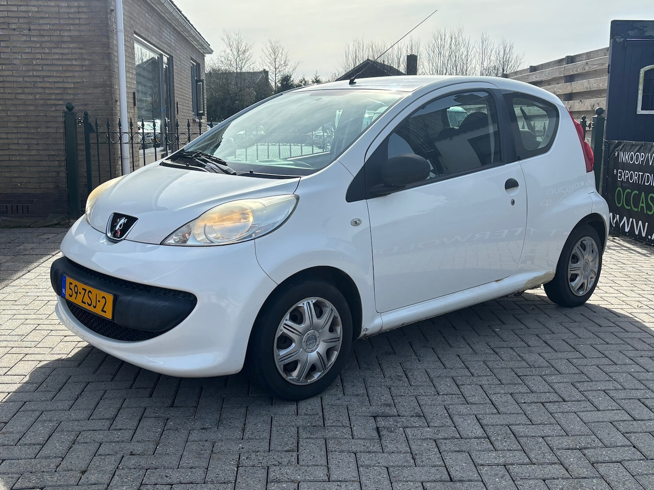 Peugeot 107 - 1.0-12V XR 1.0-12V XR - AutoWereld.nl