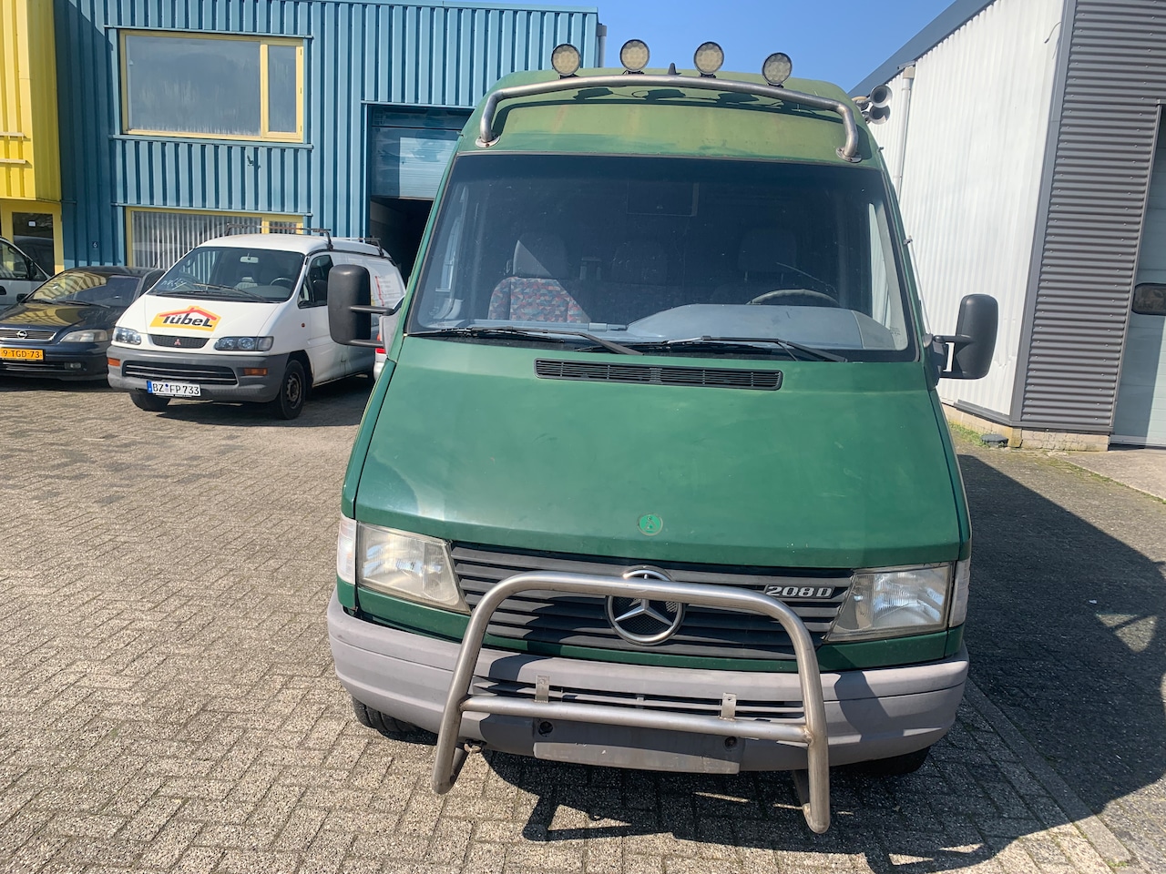 Mercedes-Benz Sprinter - 208 D Mercedes Sprinter 208d - AutoWereld.nl