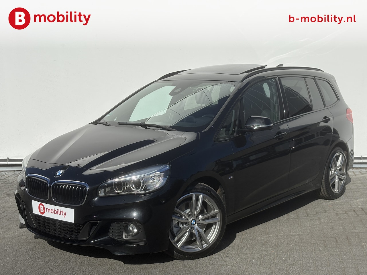 BMW 2-serie Gran Tourer - 220i High Executive M-Sport Trekhaak 1.500KG | Panoramadak | Hifi Sound | Head-Up | Naviga - AutoWereld.nl
