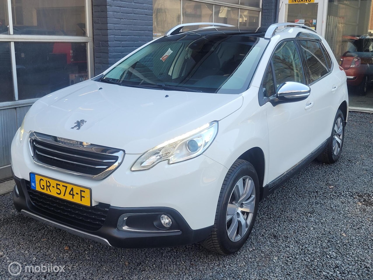 Peugeot 2008 - 1.2 Allure | NWE MOTOR | APK | ALLSEASON | CC | - AutoWereld.nl
