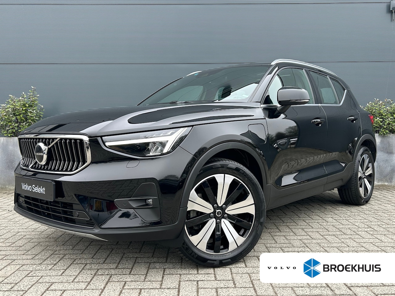 Volvo XC40 - 1.5 T4 Plug-in hybrid Ultimate Bright | Pano | Harman/Kardon | Nubuck bekleding | Memory | - AutoWereld.nl