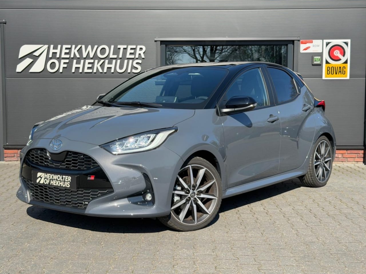 Toyota Yaris - Hybrid 130 GR Sport | JBL | Carplay | HUD | Keyless - AutoWereld.nl