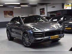 Porsche Cayenne Coupé - 3.0 E-Hybrid Nightvision|Panoramadak|Org.NL|2e Eig.|Nwp.143500