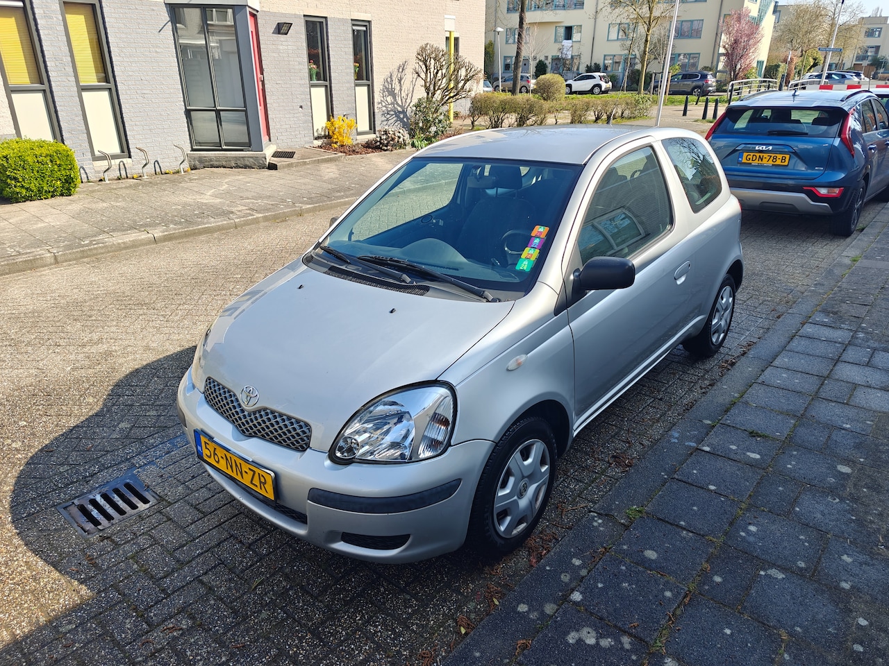 Toyota Yaris - 1.0 VVT-i - AutoWereld.nl