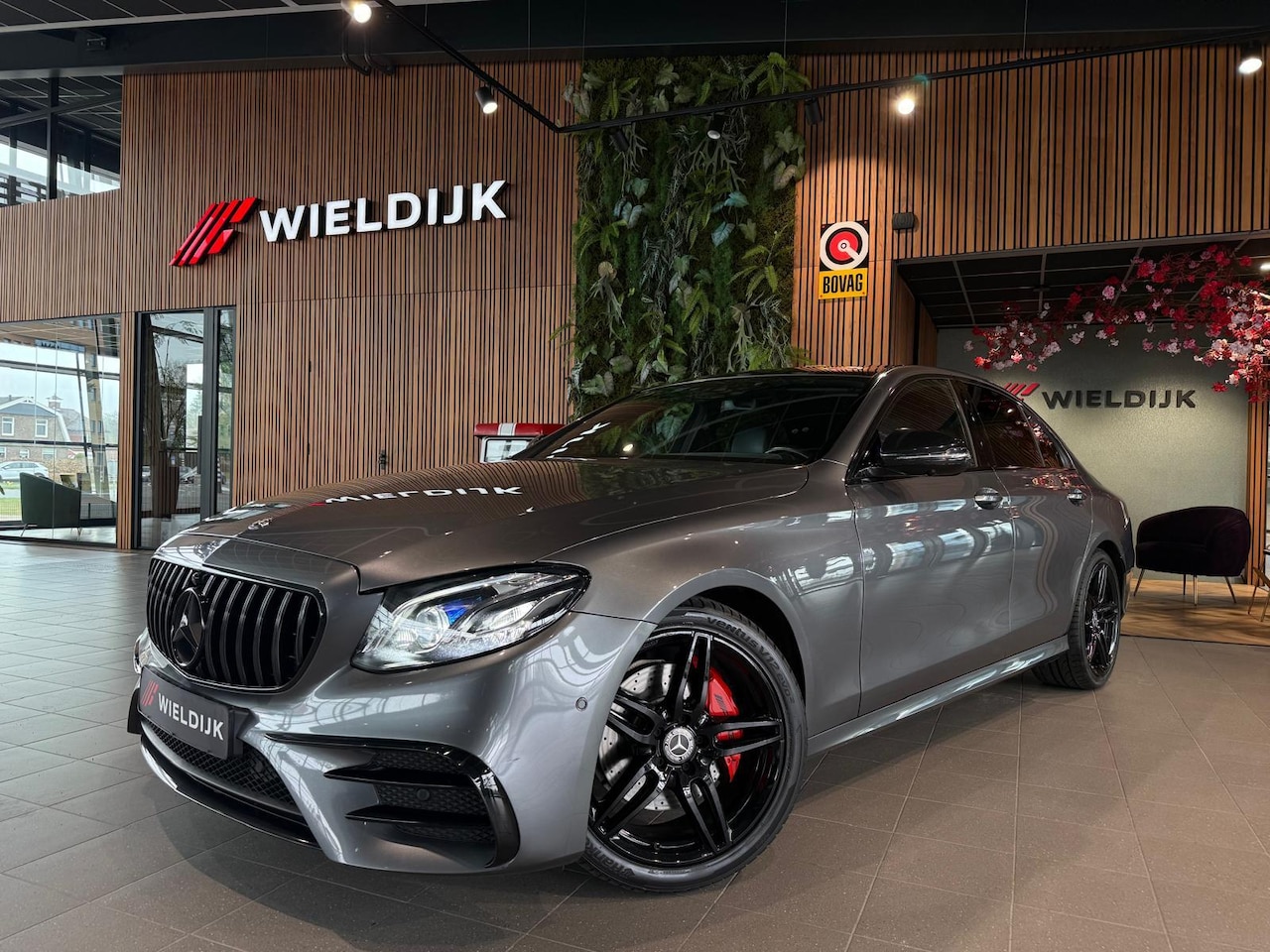 Mercedes-Benz E-klasse - 200 Business Solution AMG Pannorama 360camera - AutoWereld.nl