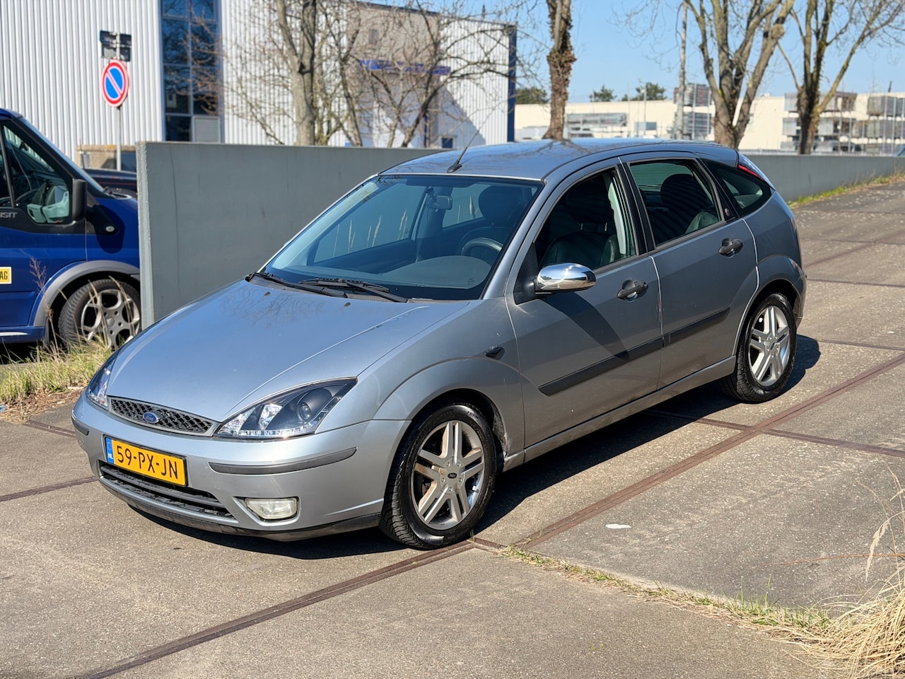 Ford Focus - 1.6-16V Futura Nieuwe Apk Rondom Nieuwe Banden - AutoWereld.nl