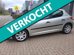 Peugeot 207 - 1.4 VTi XR