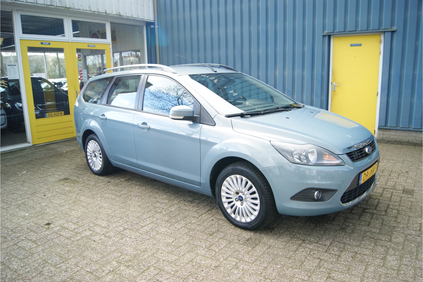 Ford Focus Wagon - 1.8i Titanium, 125 pk, Airco/ECC, Cruise, Navi, Nieuwe APK, MOOI!!! - AutoWereld.nl