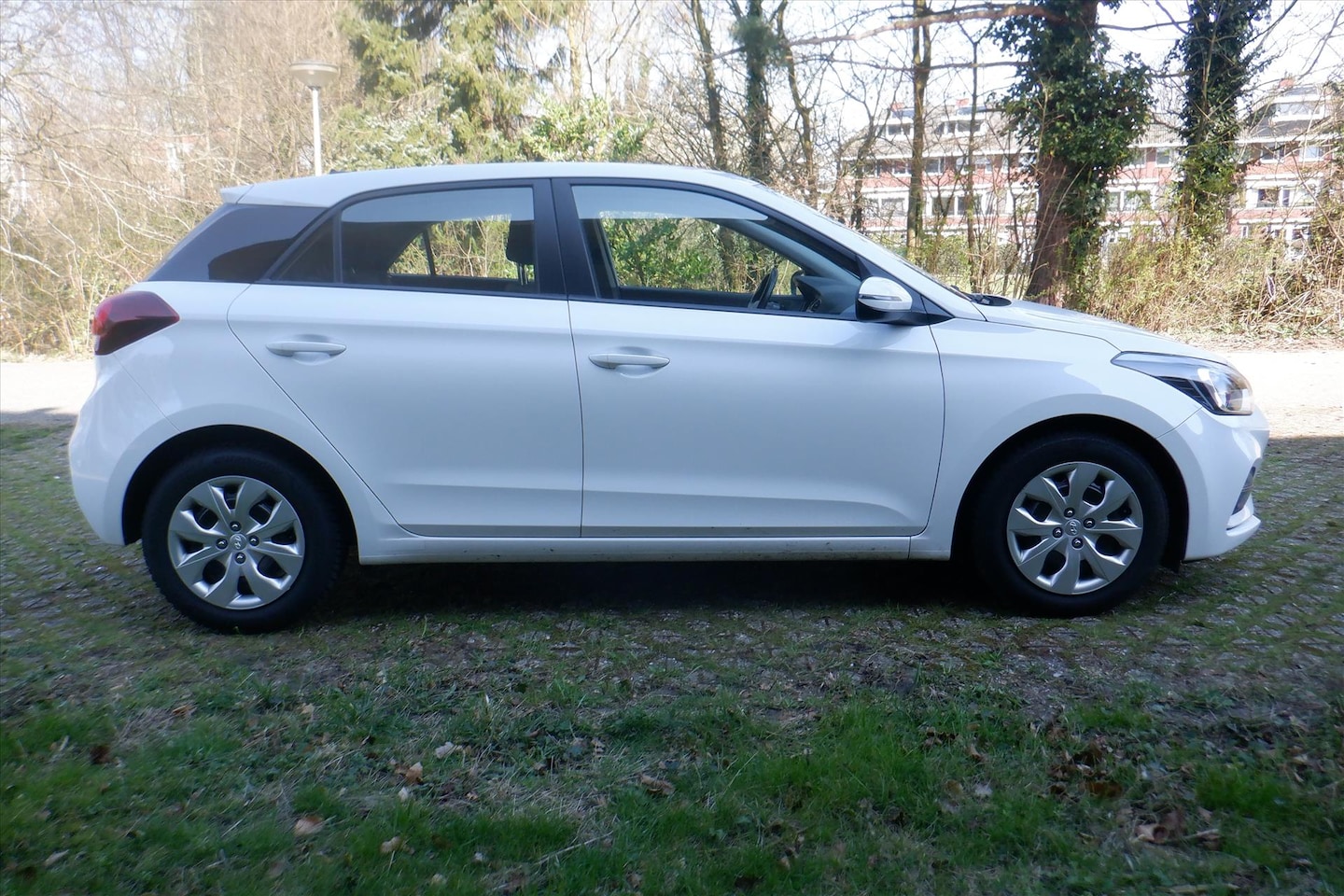 Hyundai i20 - 1.0 T-GDI 48V 100PK 7DCT CAMERA-STOEL/STUURVERW.69.000 KM- BOVAG - AutoWereld.nl