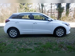 Hyundai i20 - 1.0 T-GDI 48V 100PK 7DCT CAMERA-STOEL/STUURVERW.69.000 KM- BOVAG