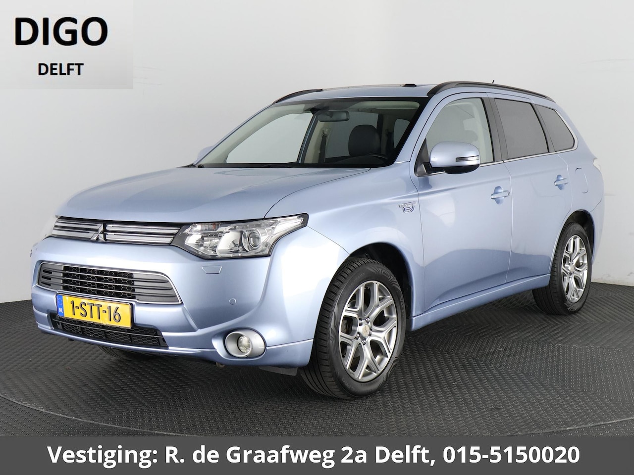 Mitsubishi Outlander - 2.0 PHEV instyle | Trekhaak | Stoelverwarming | Schuif-/Kanteldak | - AutoWereld.nl