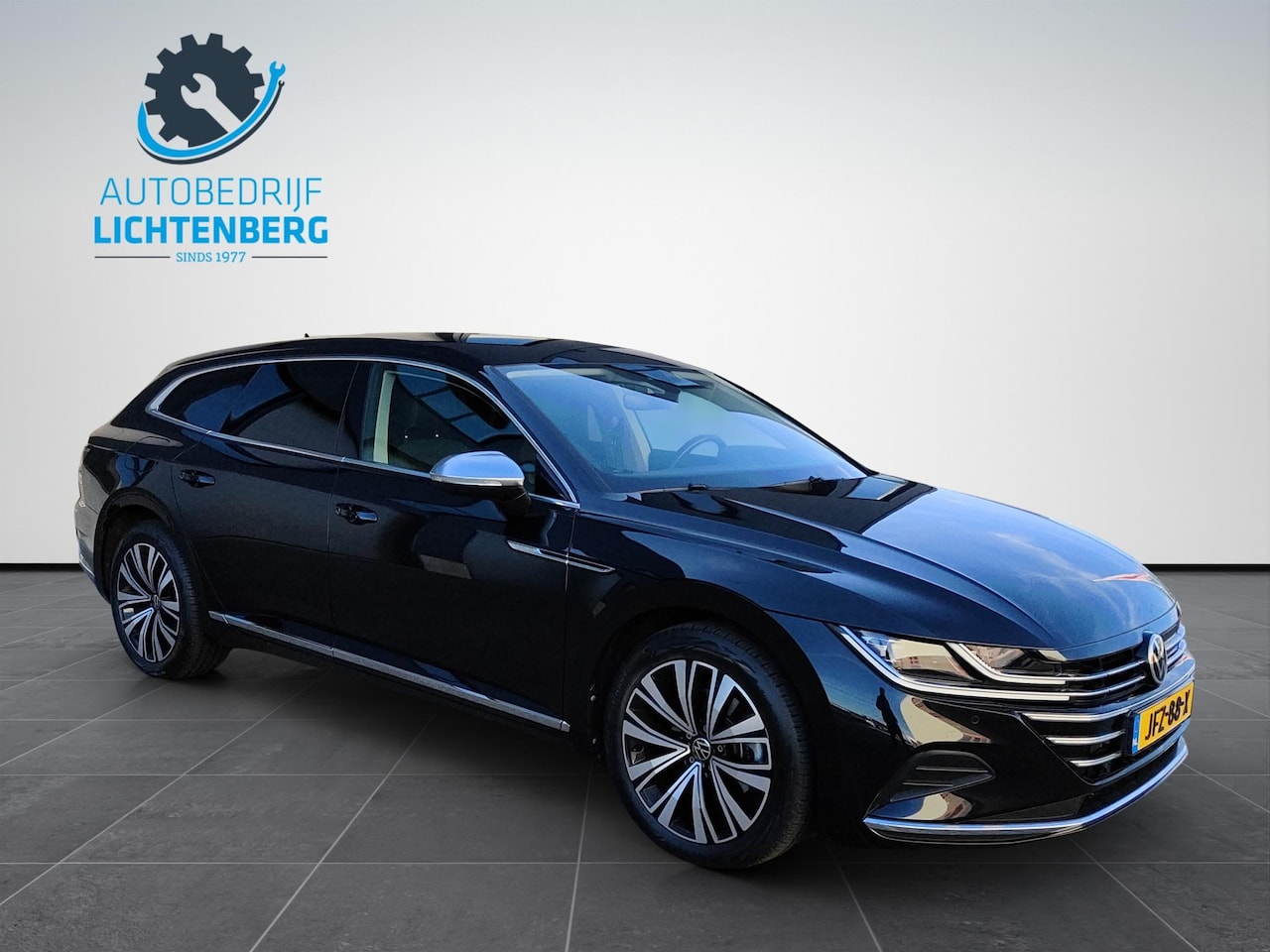 Volkswagen Arteon Shooting Brake - 1.4 TSI eHybrid Elegance Business+ Adaptive Cruise / A. Camera / E. Achterklep - AutoWereld.nl