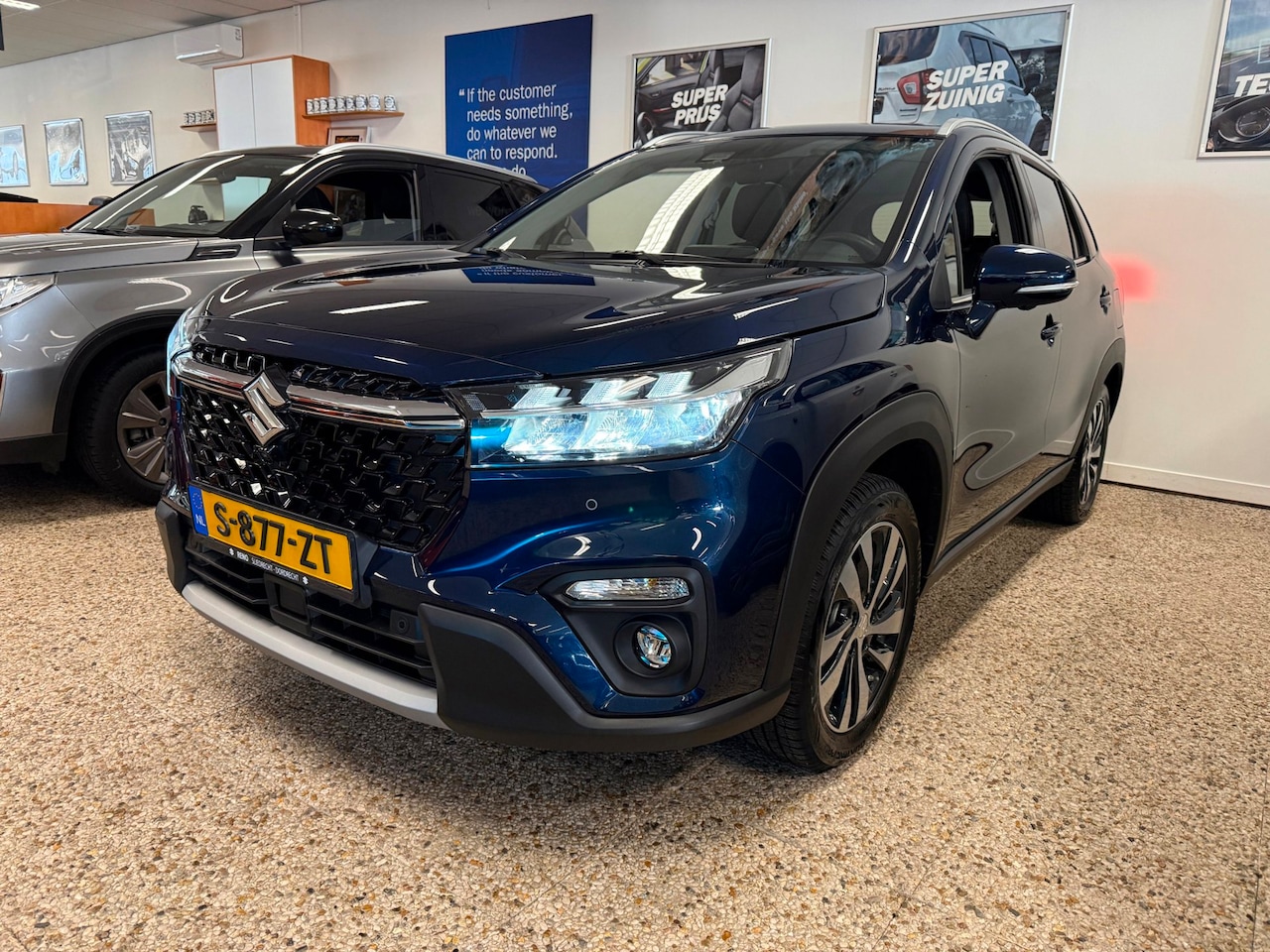 Suzuki S-Cross - 1.5 Hybrid Style Automaat | Carplay | All Season | Leder - AutoWereld.nl