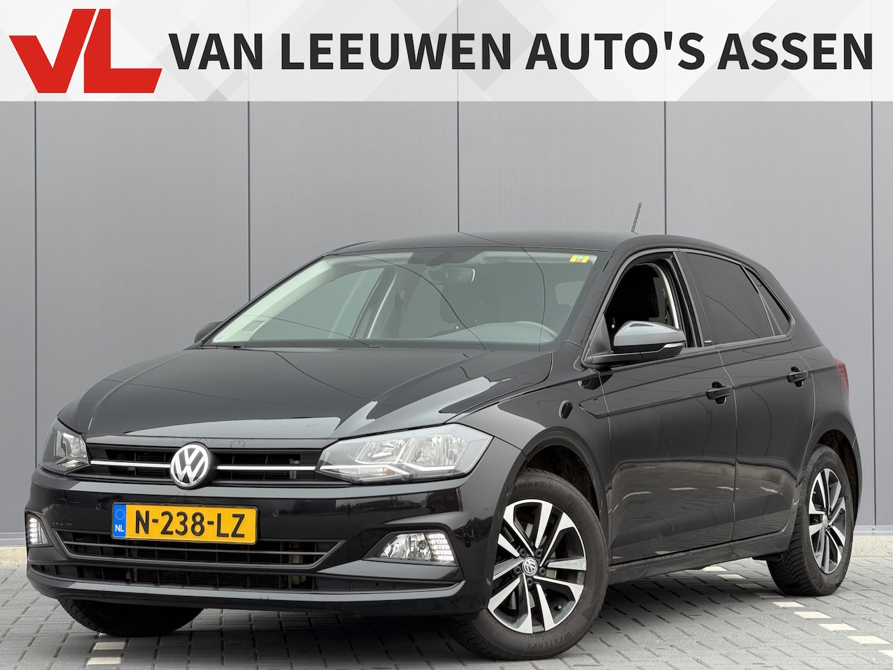 Volkswagen Polo - 1.0 TSI Highline Business R | RIJKLAAR | 116 PK | Trekhaak | Stoelverwarming - AutoWereld.nl