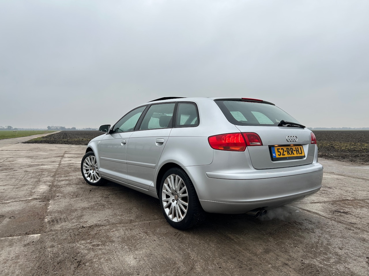 Audi A3 Sportback - 2.0 FSI Attraction Pro Line | Orig. NL | Pano | Nwe APK | Export - AutoWereld.nl