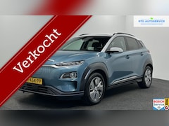 Hyundai Kona Electric - EV Premium 64 kWh SOH 97% ADAPTIEF CRUISE TREKHAAK LEER CARPLAY NAVI ECC