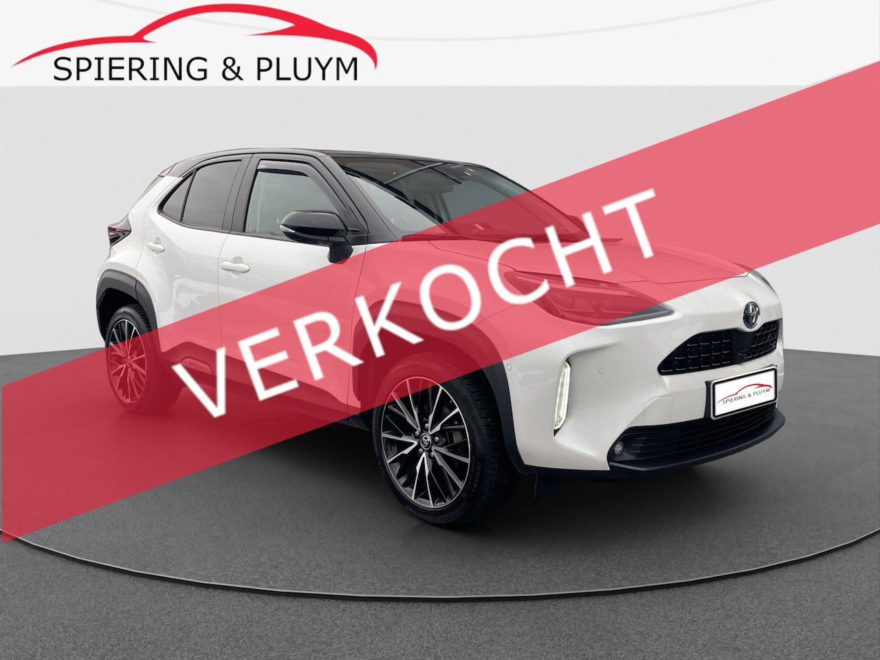 Toyota Yaris Cross - 1.5 Hybrid AWD Executive | Panodak | HUD | Trekhaak | 360 camera - AutoWereld.nl