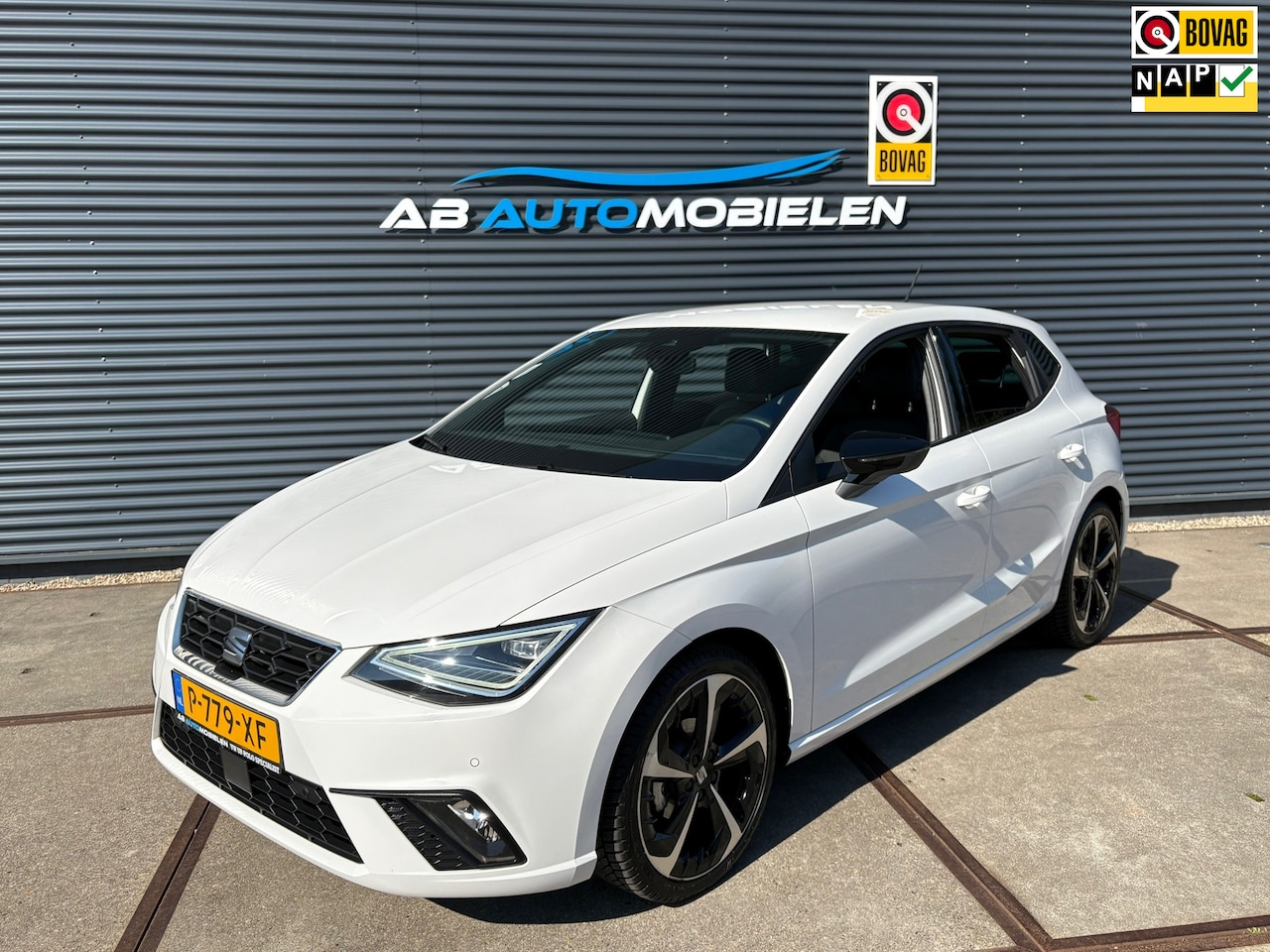 SEAT Ibiza - 1.0 EcoTSI FR Business CARPLAY/ NAVI/ CAMERA - AutoWereld.nl