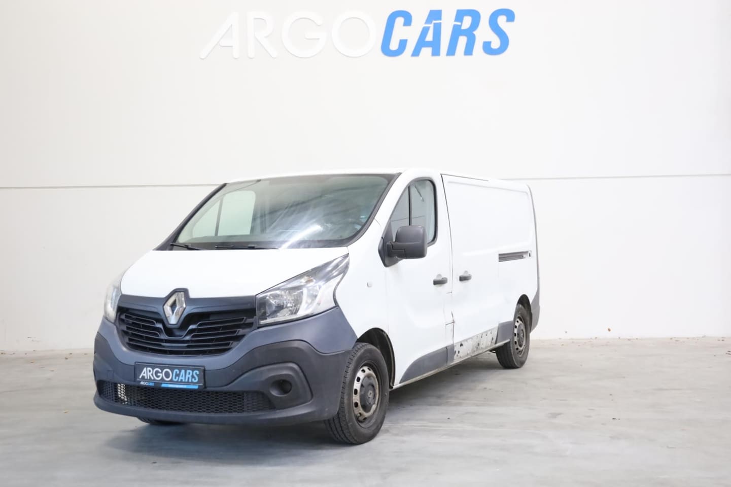 Renault Trafic - 1.6 dCi T29 L2H1 Turbo2 Energy TREKHAAK AIRCO PDC NAVI - AutoWereld.nl