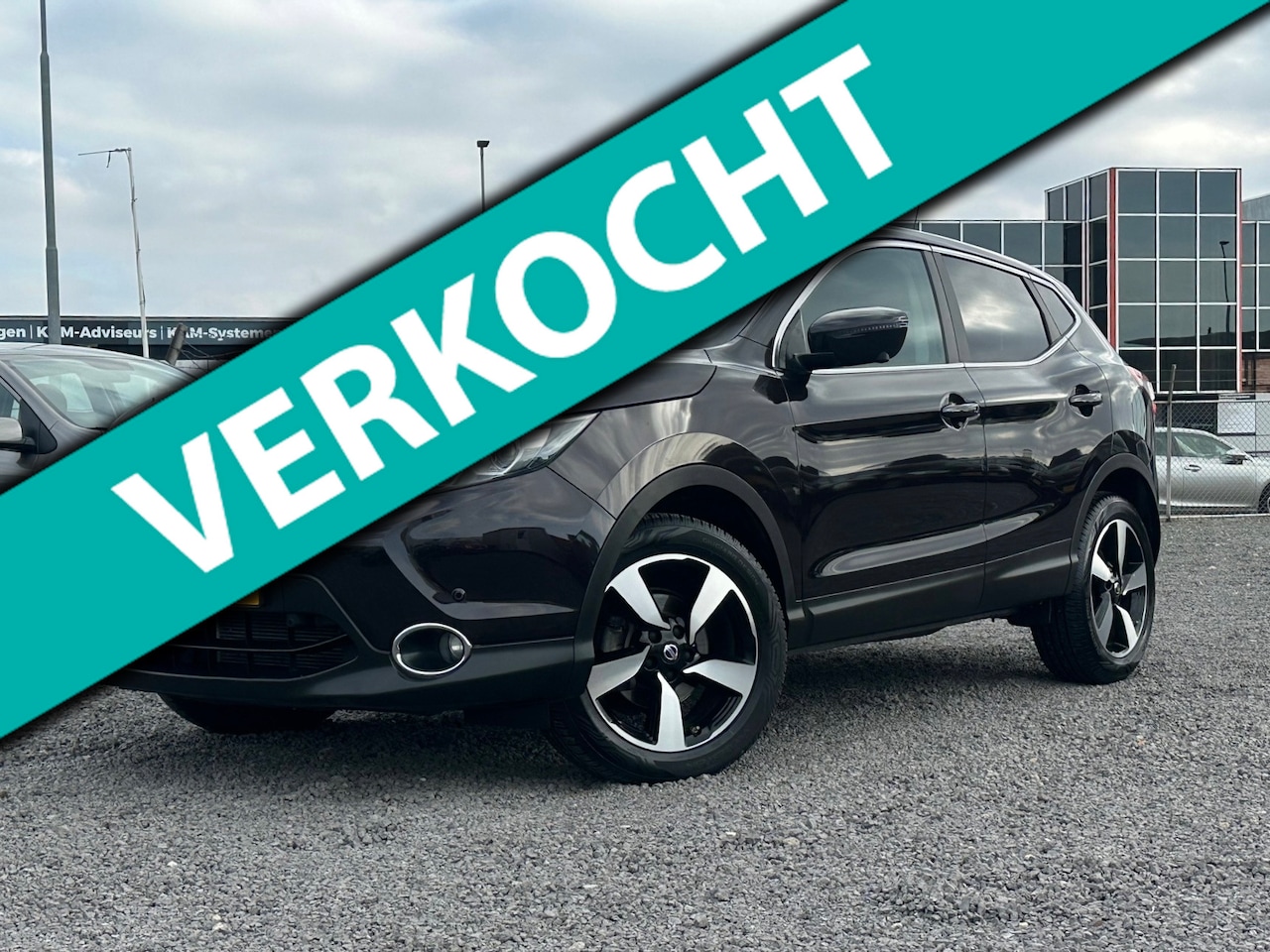 Nissan Qashqai - 1.2 N-Connecta/360 CAMERA/NAVI/NW APK - AutoWereld.nl