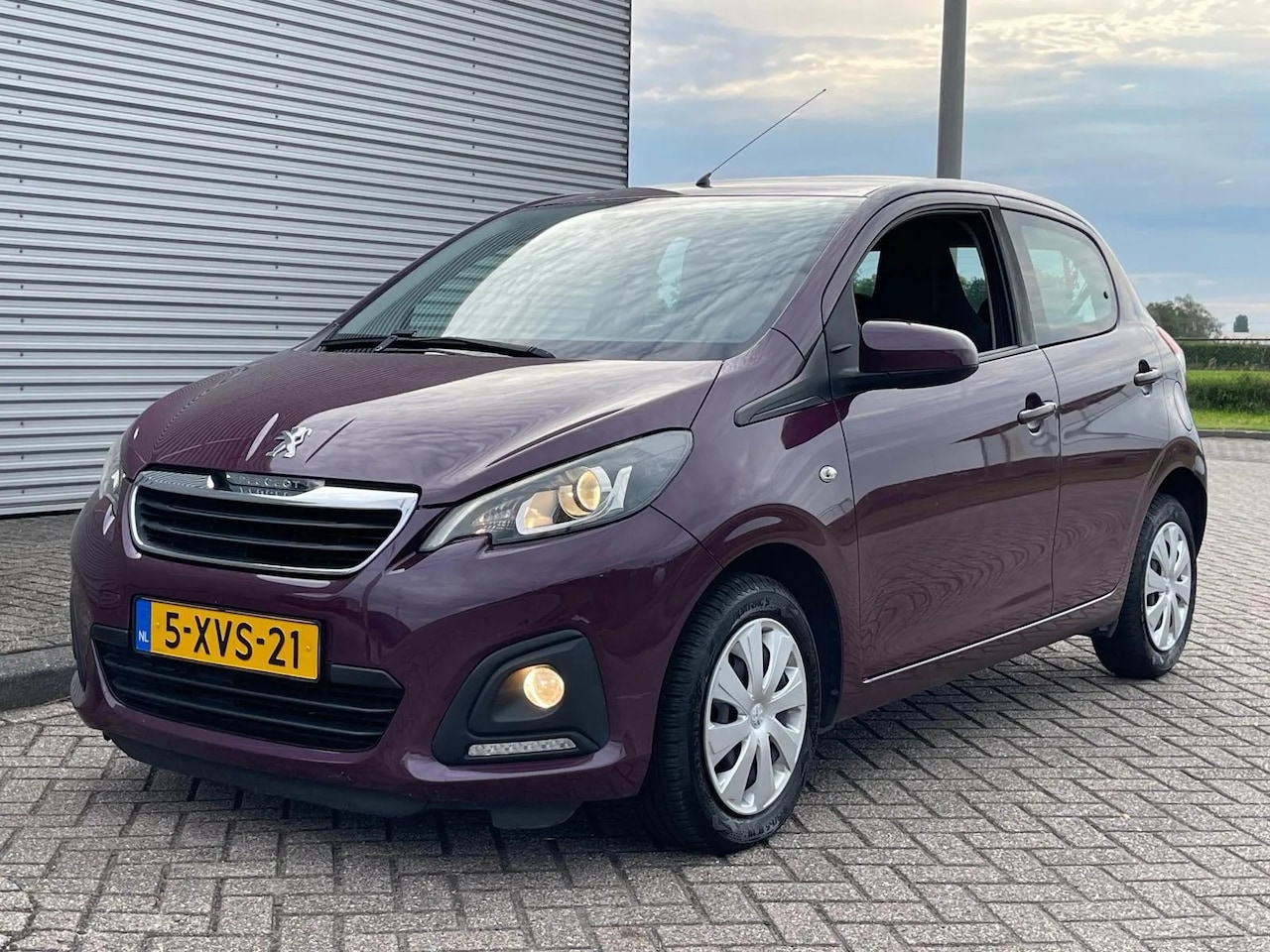 Peugeot 108 - 1.0 VTi Active 1.0 VTi Active - AutoWereld.nl
