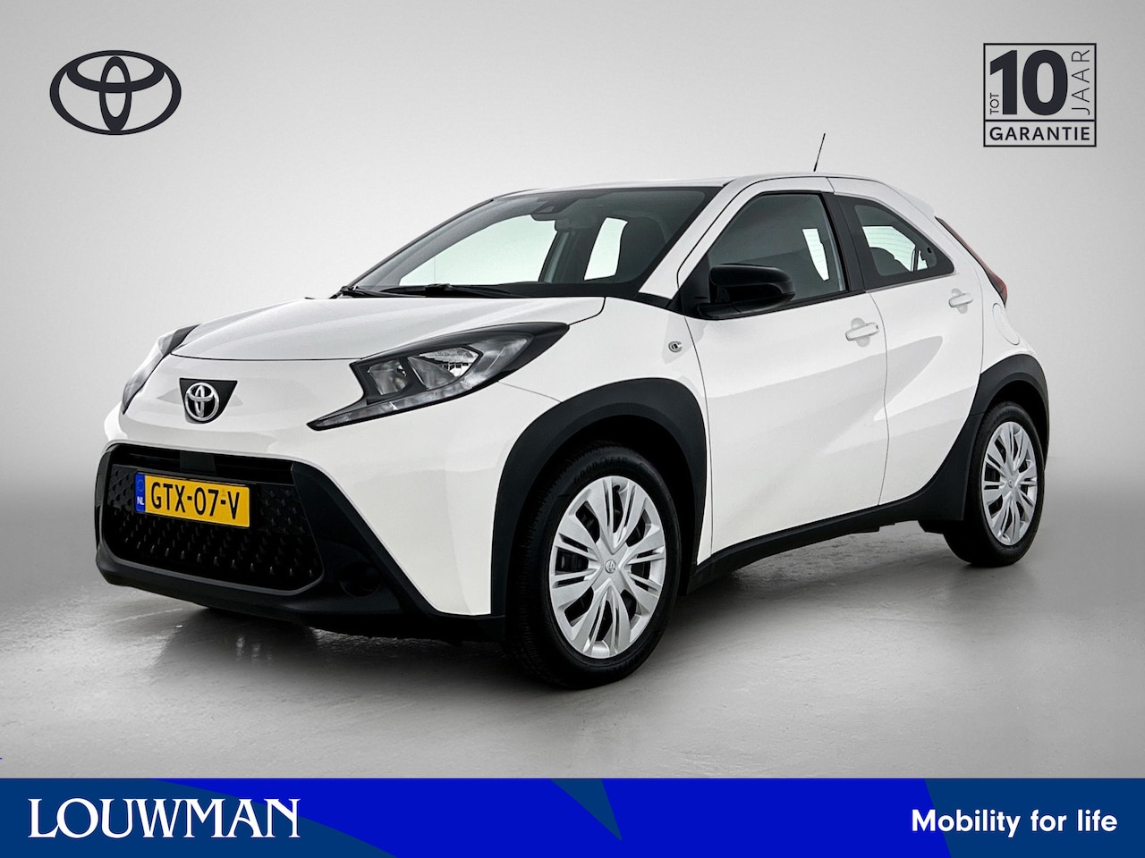 Toyota Aygo X - 1.0 VVT-i MT Play | Apple CarPlay | Android Auto | - AutoWereld.nl