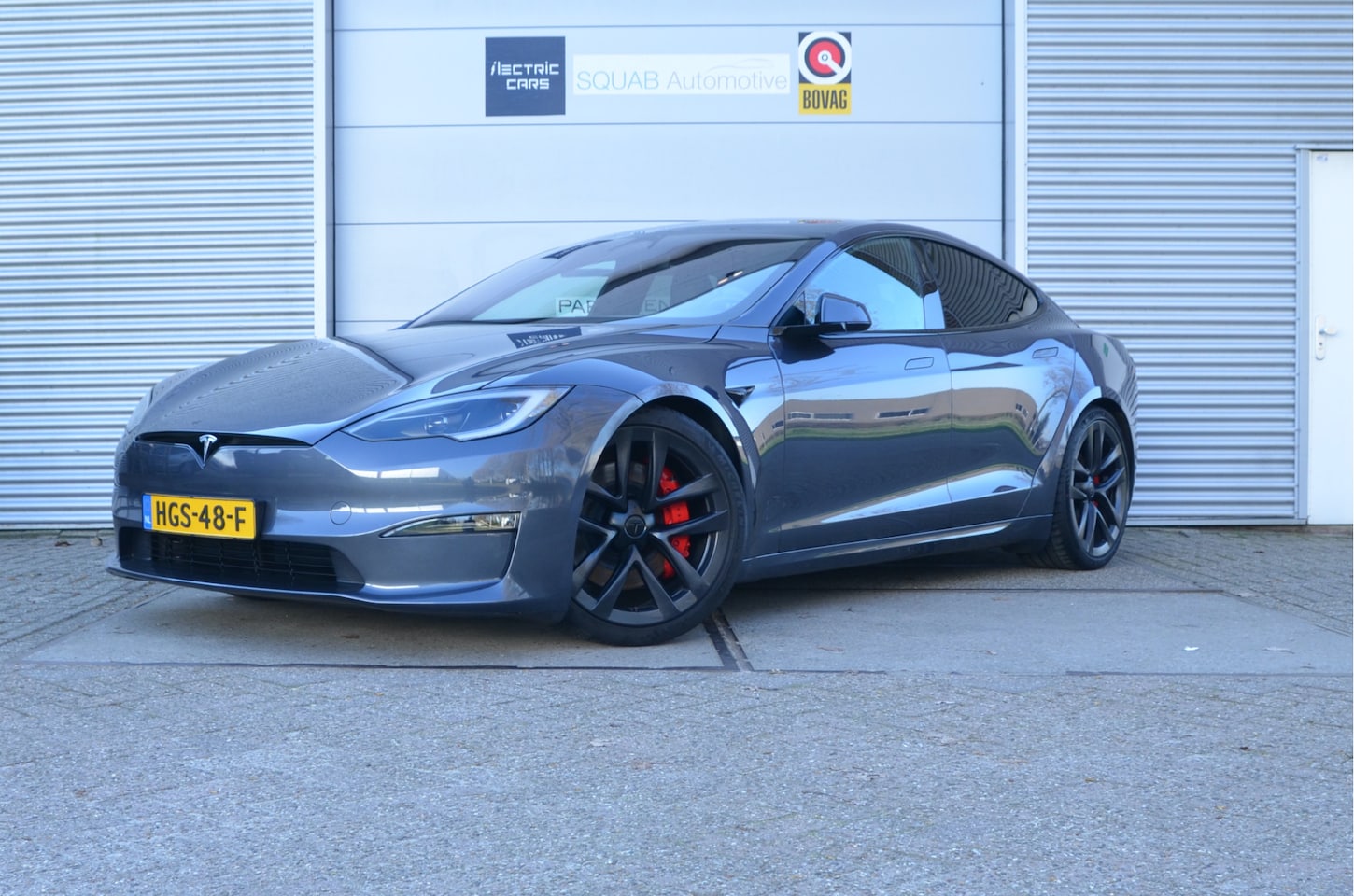 Tesla Model S - Long Range Enhanced AutoPilot4.0 Ryzen (twv 3.800,-), 21" Arachnid breedte set - AutoWereld.nl