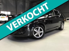 SEAT Leon - 1.6 Sportstyle I New Koppeling + Beurt + Apk I Trekhaak I Cruise I Airco I Parrot I 16inch