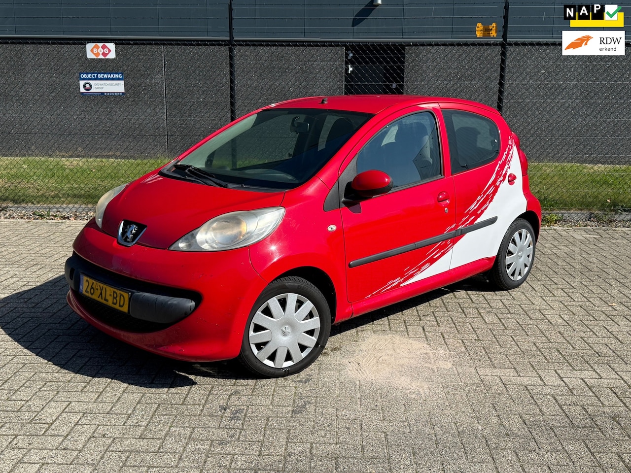 Peugeot 107 - 1.0-12V XS |4DRS| - AutoWereld.nl
