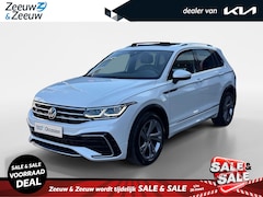Volkswagen Tiguan - 1.5 TSI R-Line Business+ | Automaat | Elektrisch uitklapbare trekhaak | Glazen schuif-/kan
