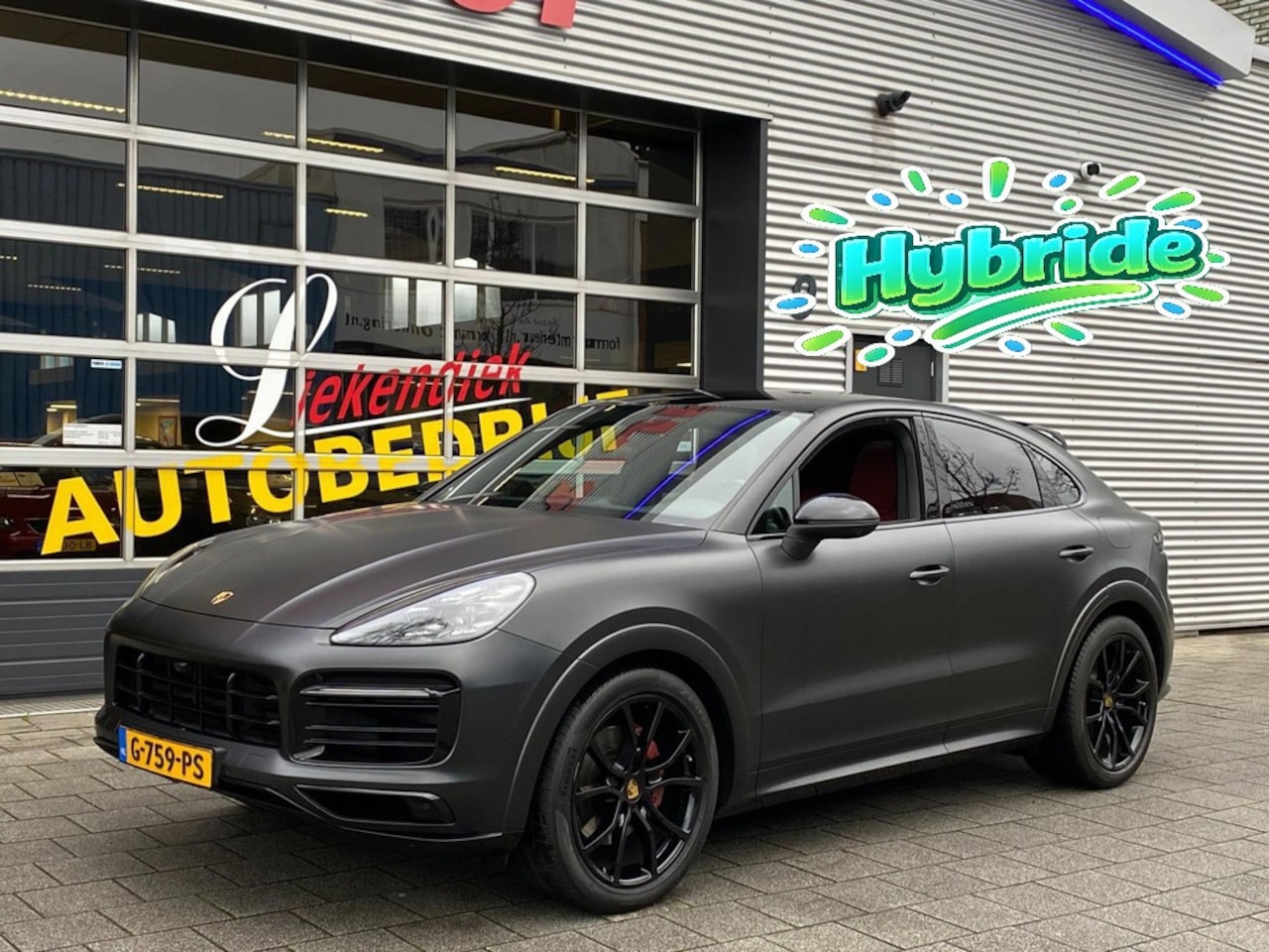 Porsche Cayenne Coupé - 3.0 E-Hybrid 463PK - Matt Zwart I Panorama dak I Leer I Navigatie en nog veel Meer... - AutoWereld.nl