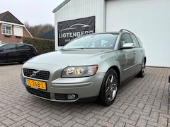 Volvo V50 - 2.5 T5 Momentum AWD|220PK|CRUISE|STOELVERW|+APK