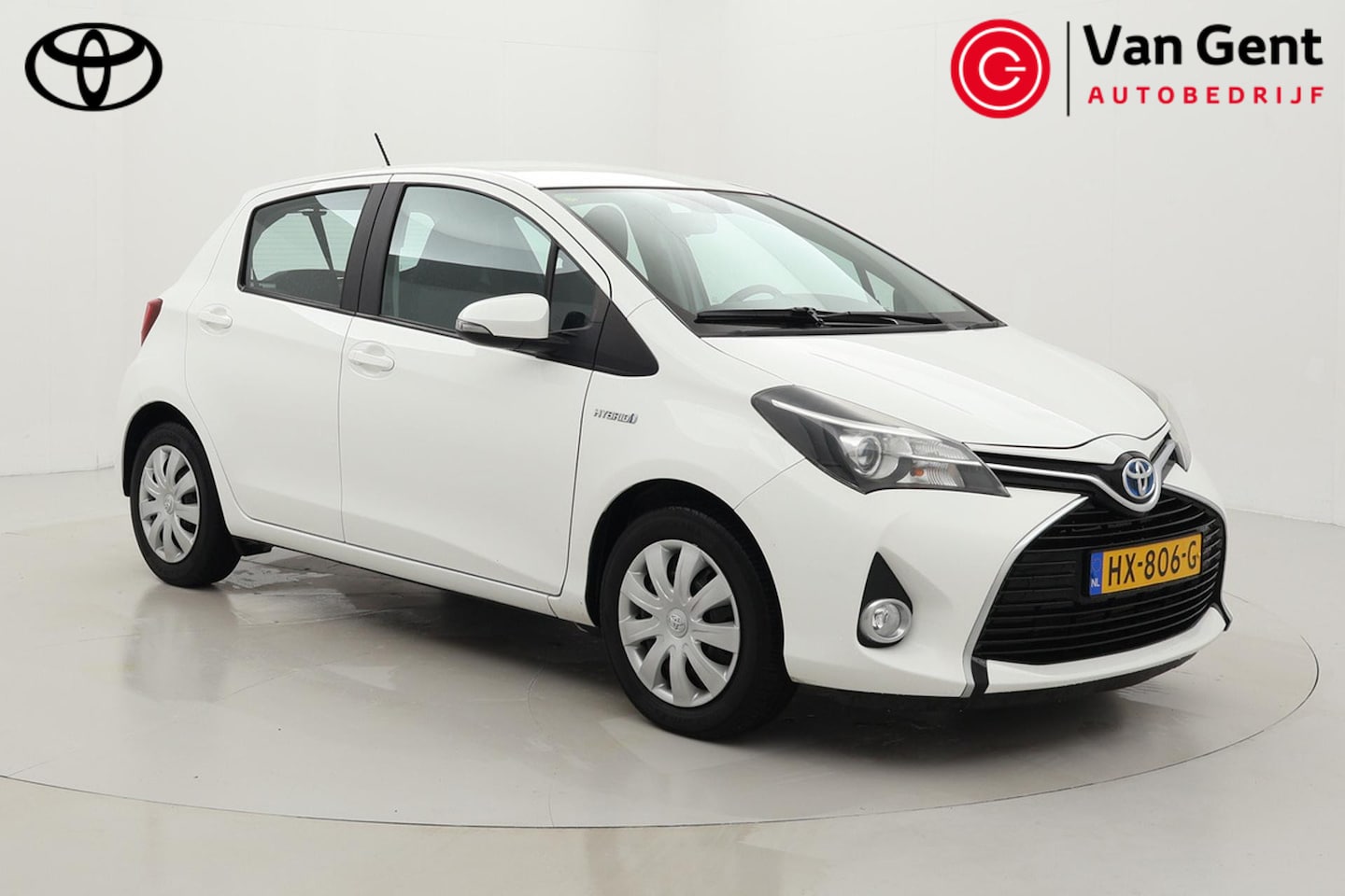 Toyota Yaris - 1.5 Hybrid Aspiration | Cruise Control | Clima | Parkeersensoren achter | Camera | Bluetoo - AutoWereld.nl