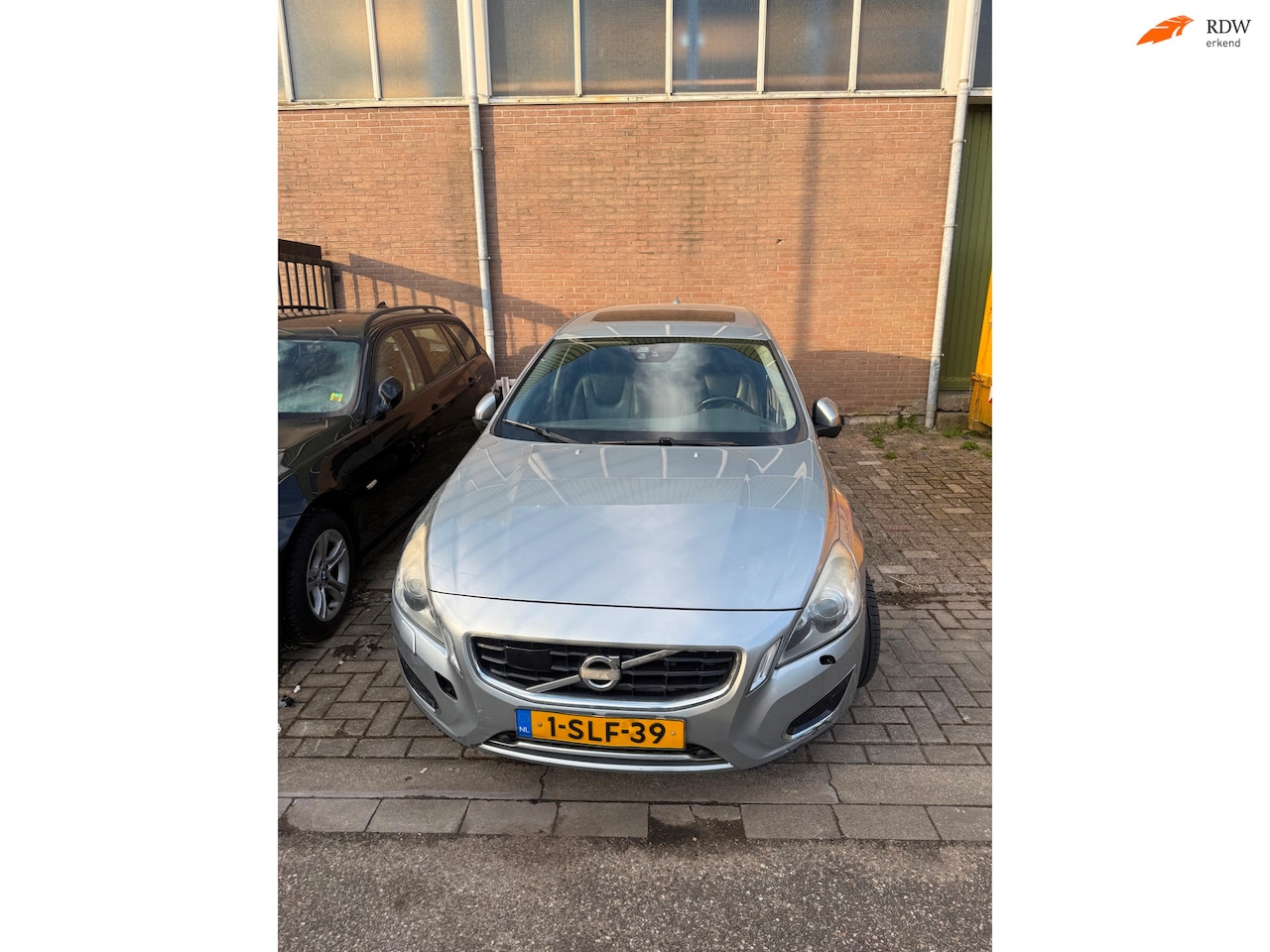 Volvo V60 - 2.4 D6 AWD Plug-In Hybrid Summum((( abs defect ))) - AutoWereld.nl