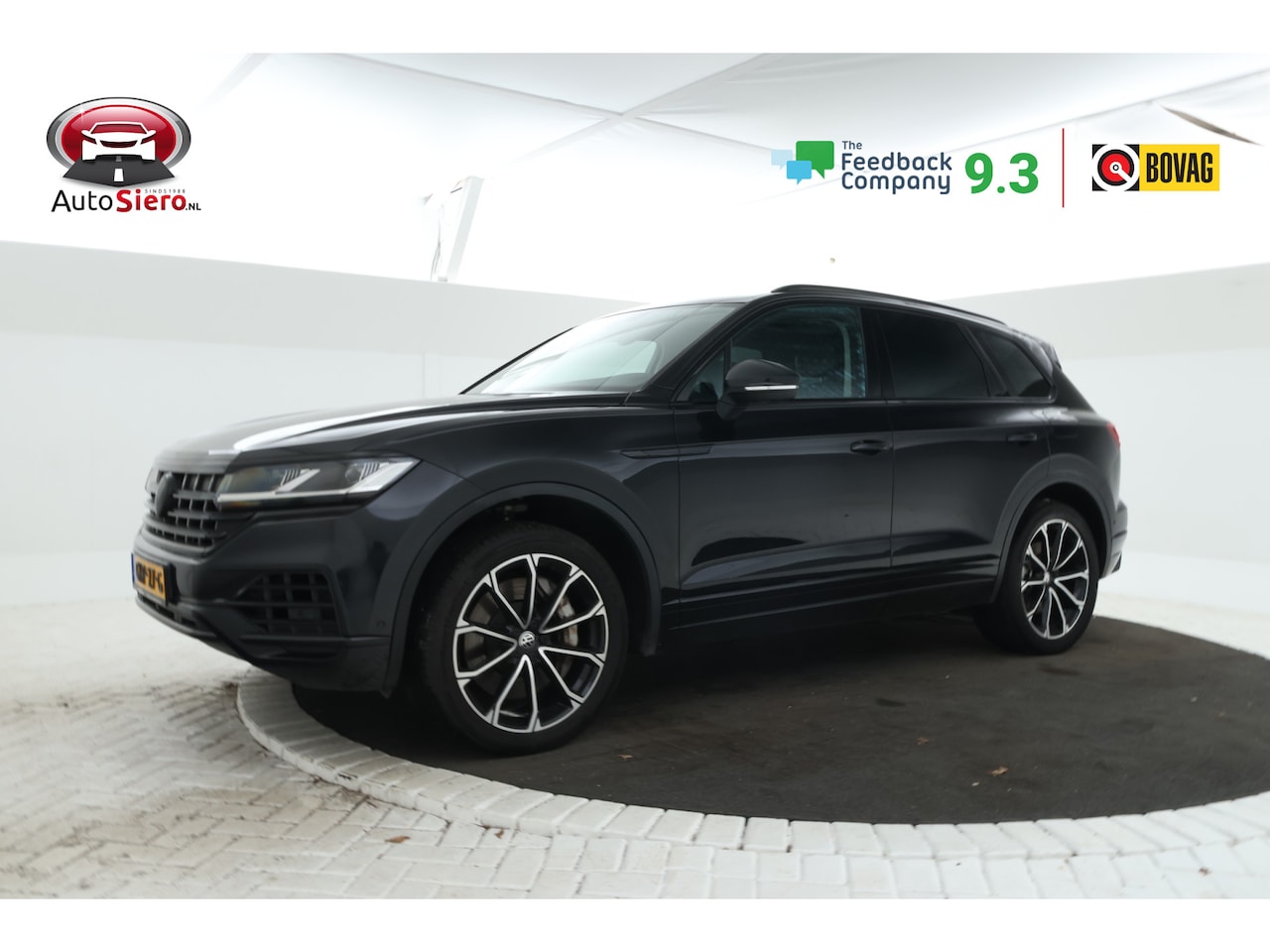 Volkswagen Touareg - 3.0 TSi eHybrid 4MOTION FULL BLACK! Navi, leer, - AutoWereld.nl