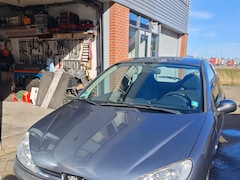 Peugeot 206 - 1.4 Forever