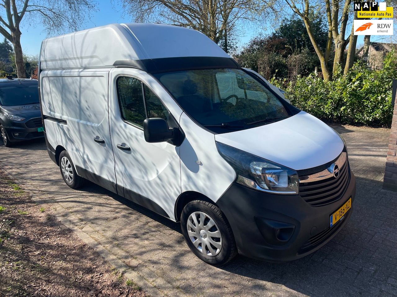Opel Vivaro - 1.6 CDTI L1H2 Edition EcoFlex 55.000 km !!!!!!!! - AutoWereld.nl