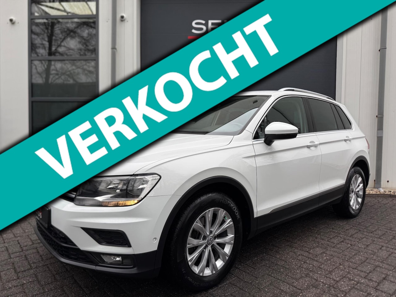 Volkswagen Tiguan - 1.4 TSI ACT Comfortline 150 Pk Climate/Cruise/ACC/Key Less/Navigatie/PDC/USB/Apple Car Pla - AutoWereld.nl