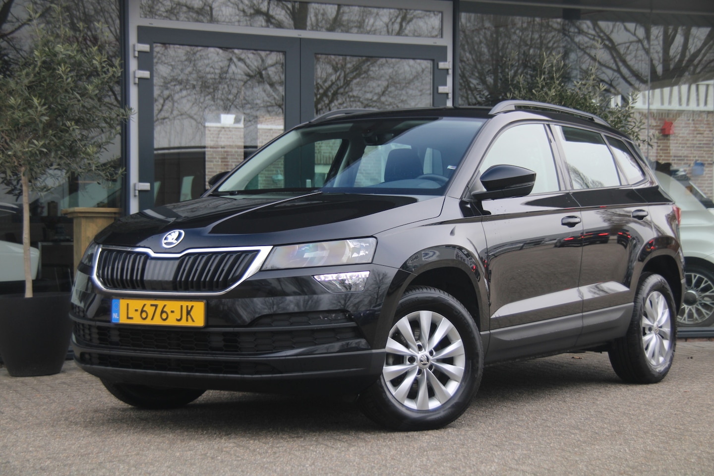 Skoda Karoq - 1.0 TSI Business Edition 1.0 TSI Business Edition - AutoWereld.nl