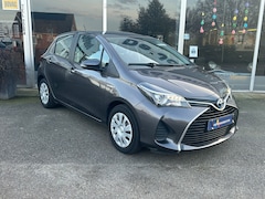 Toyota Yaris - HYBRID