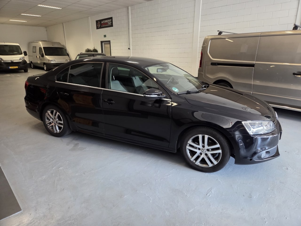 Volkswagen Jetta - 1.6 TDI Highl.BlueM - AutoWereld.nl