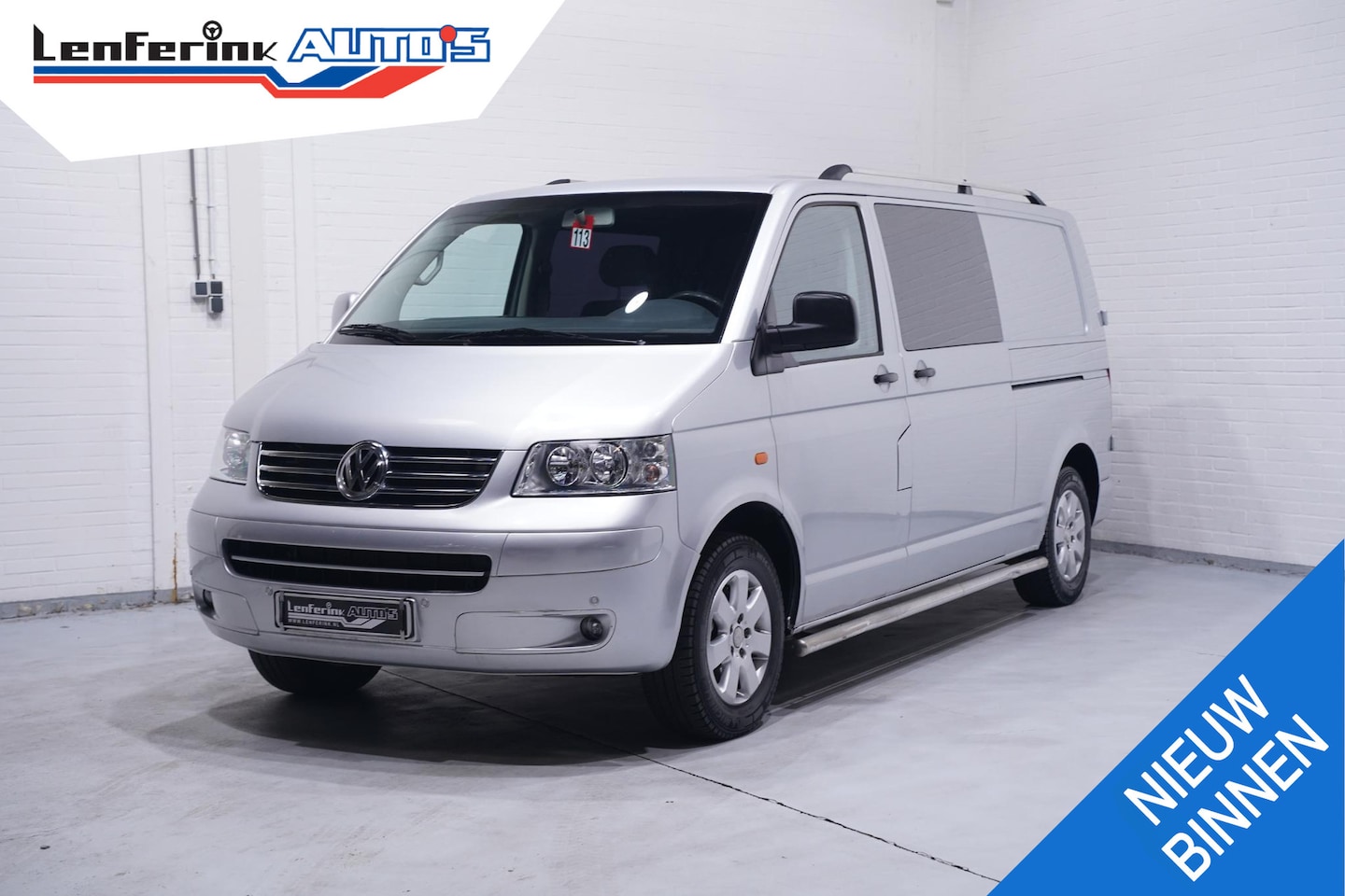 Volkswagen Transporter - 2.5 TDI 130pk lwb dubbele cabine Silver Edition airco Cruise - AutoWereld.nl