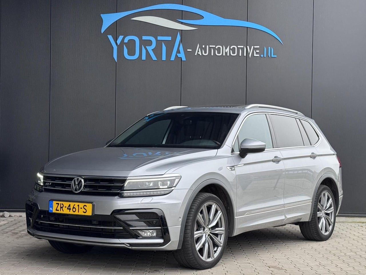 Volkswagen Tiguan Allspace - 1.5 TSI 7p. 3x R Line VOL OPTIES - AutoWereld.nl