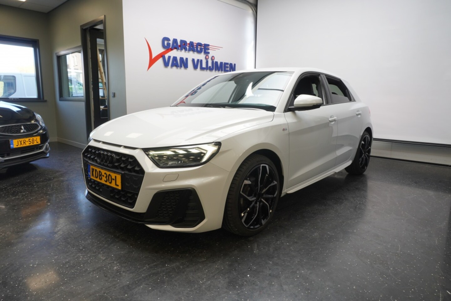 Audi A1 - Sportpack 35 TFSI S line | Camera | CarPlay | Cruise Cont I LED - AutoWereld.nl