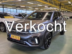 Volkswagen T-Roc - 1.5 TSI R-Line -150pk- Automaat | Panorama dak | IQ LED | Camera | Elec. Achterklep | Rijk